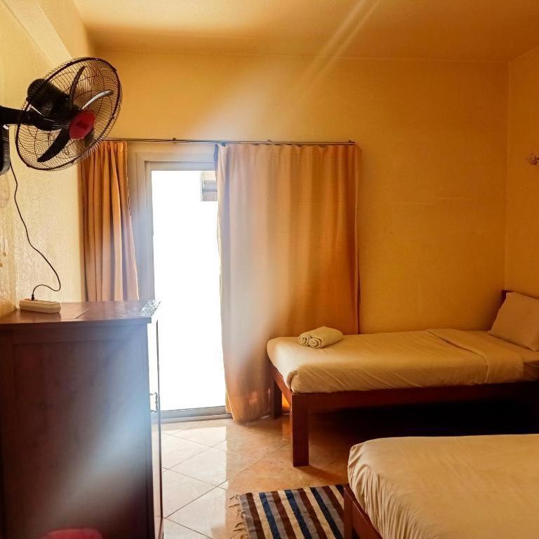 דהב Golden Europe Hotel מראה חיצוני תמונה